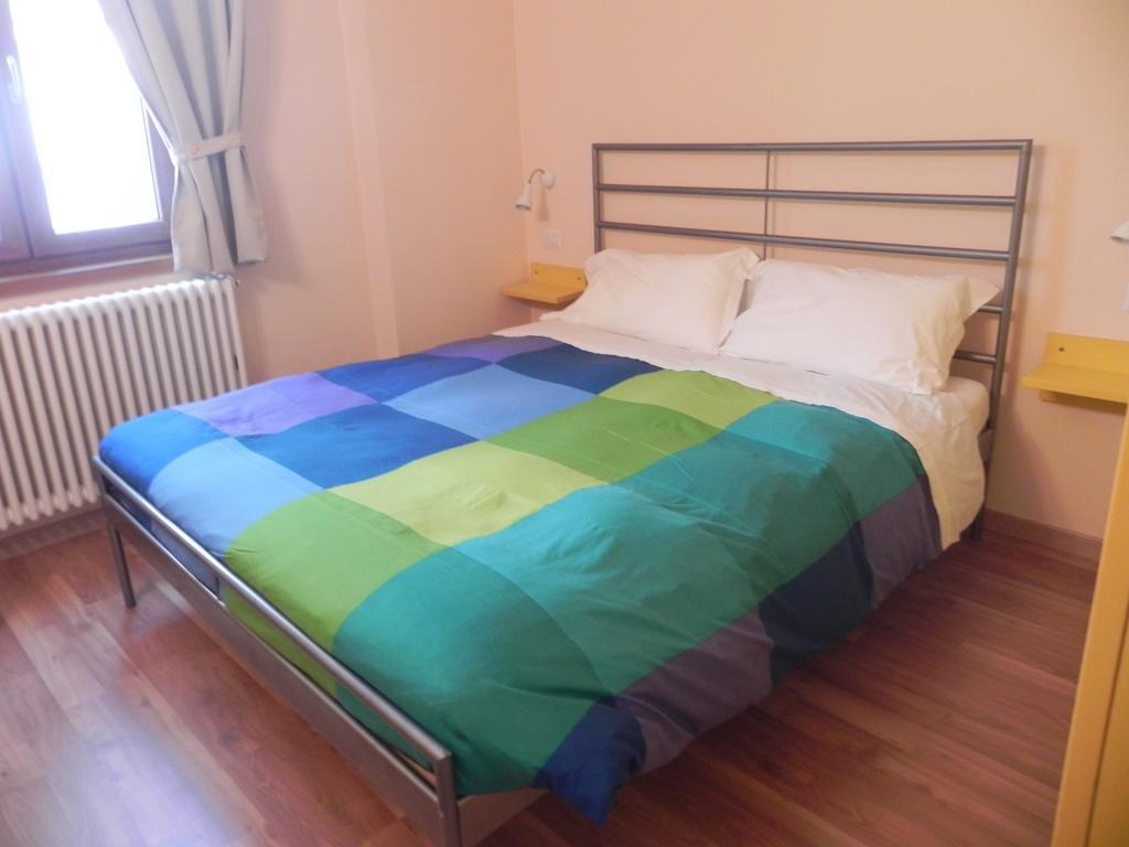 Ferienwohnung Casa Mattia Sorico Zimmer foto